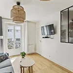 Cozy 2-Bedroom Near Montmartre